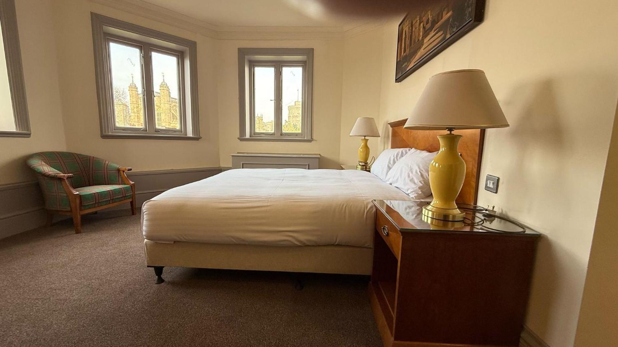 Harte & Garter Apartment Windsor Exterior photo
